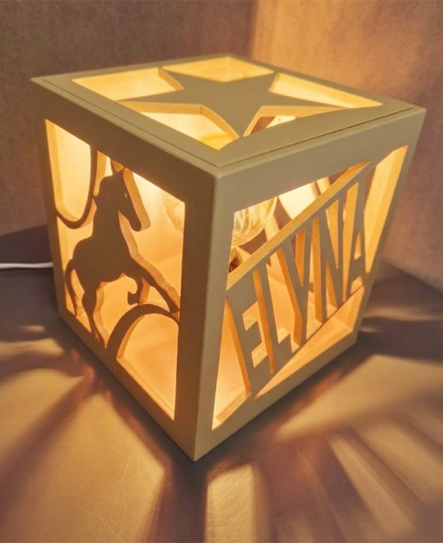 Lampe cube Nouvelle Couleur Chêne Pâle