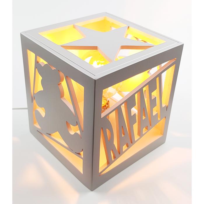 Lampe cube personnalisée en bois 